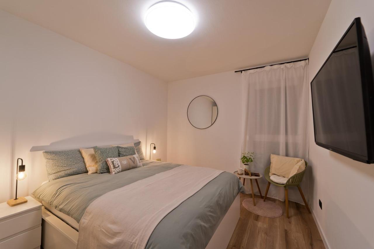 Malemi Apartment Пула Экстерьер фото