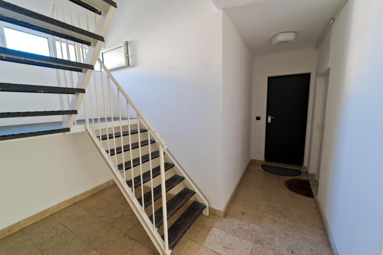 Malemi Apartment Пула Экстерьер фото