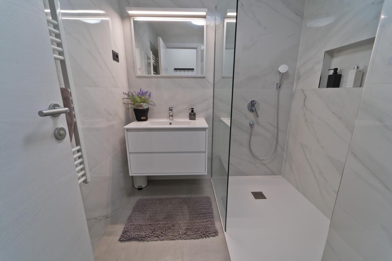 Malemi Apartment Пула Экстерьер фото